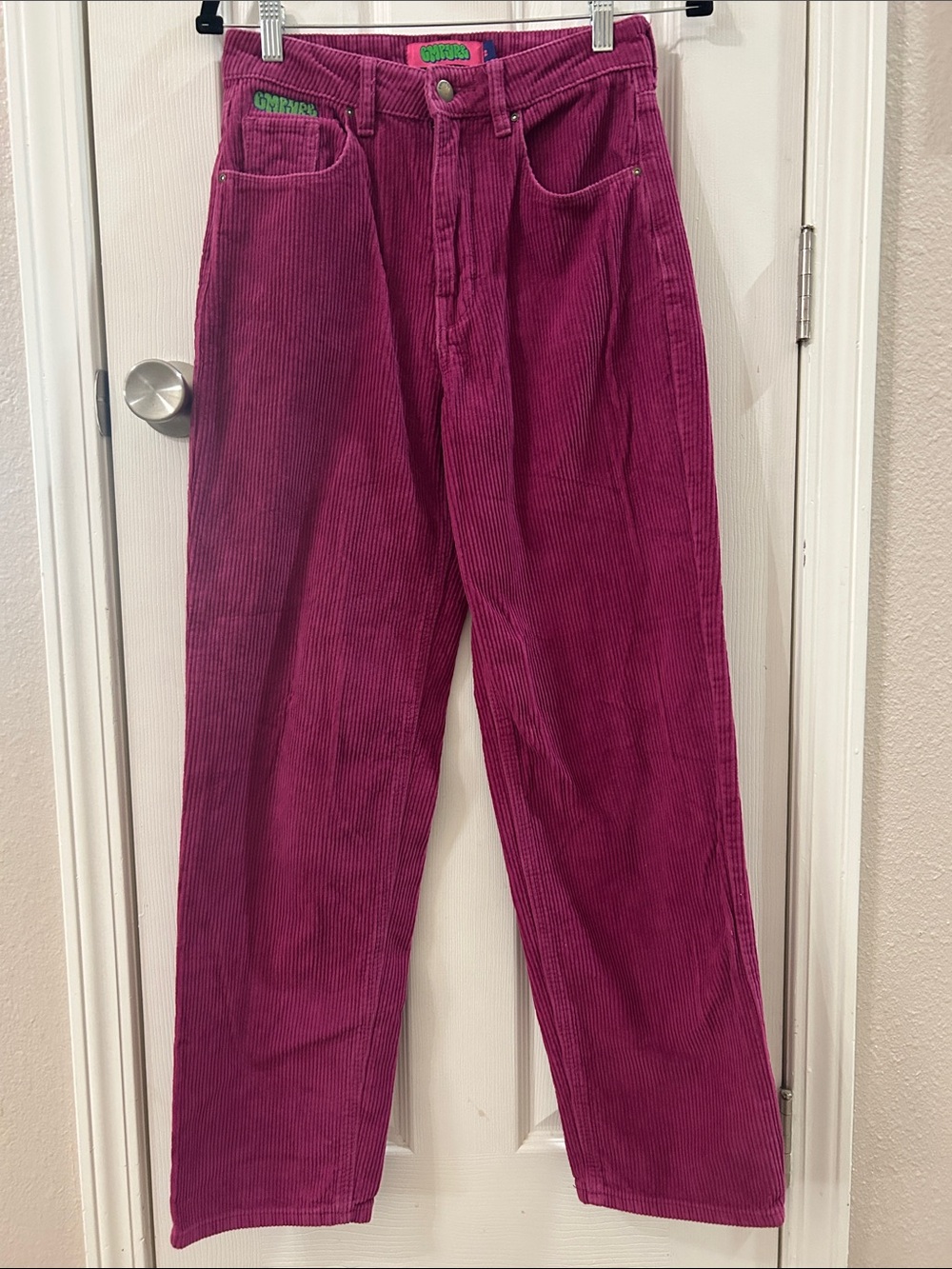 Empyre Tori magenta Corduroy Pants size 2